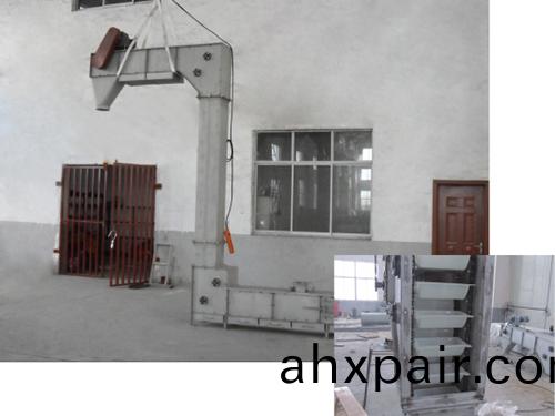 鏈(lian)鬭輸(shu)送機